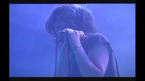 Primal Scream - Shoot Speed Kill Light live FIB 2004