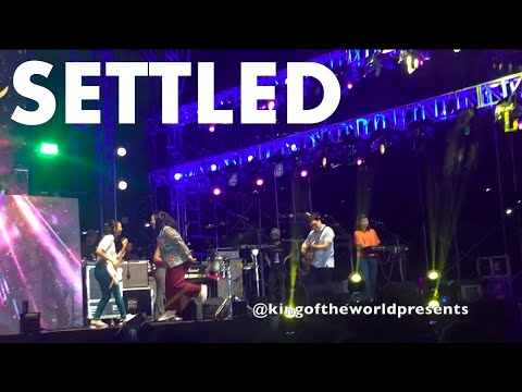 The Ransom Collective performs 'Settled' at #Hueniverse
