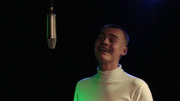 Spoken word | Apples and Snakes: Blackbox | the urban queer finds themself walking again by oakley