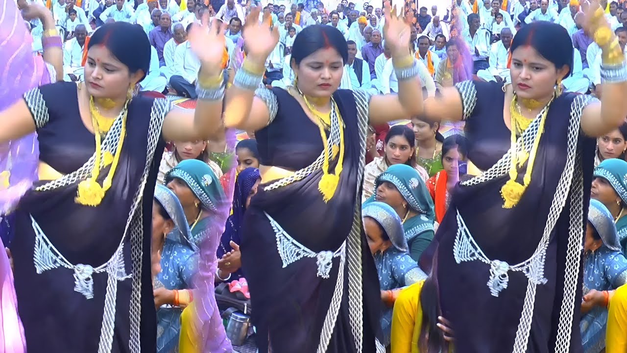 #देहातीडांस  // बैंध बने गिरधारी मोहन बैंध बने 