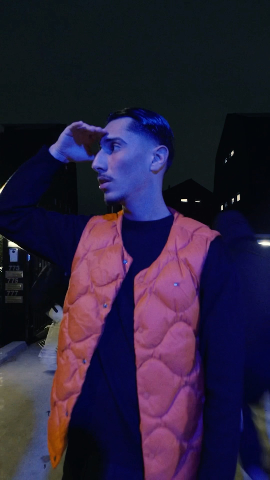 AMO - „Blue Lights“ Out Now? #385i