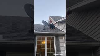 Removing the Viasat TRIA from the satellite dish