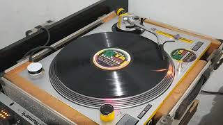 Buroboy  Junior Byles 1988