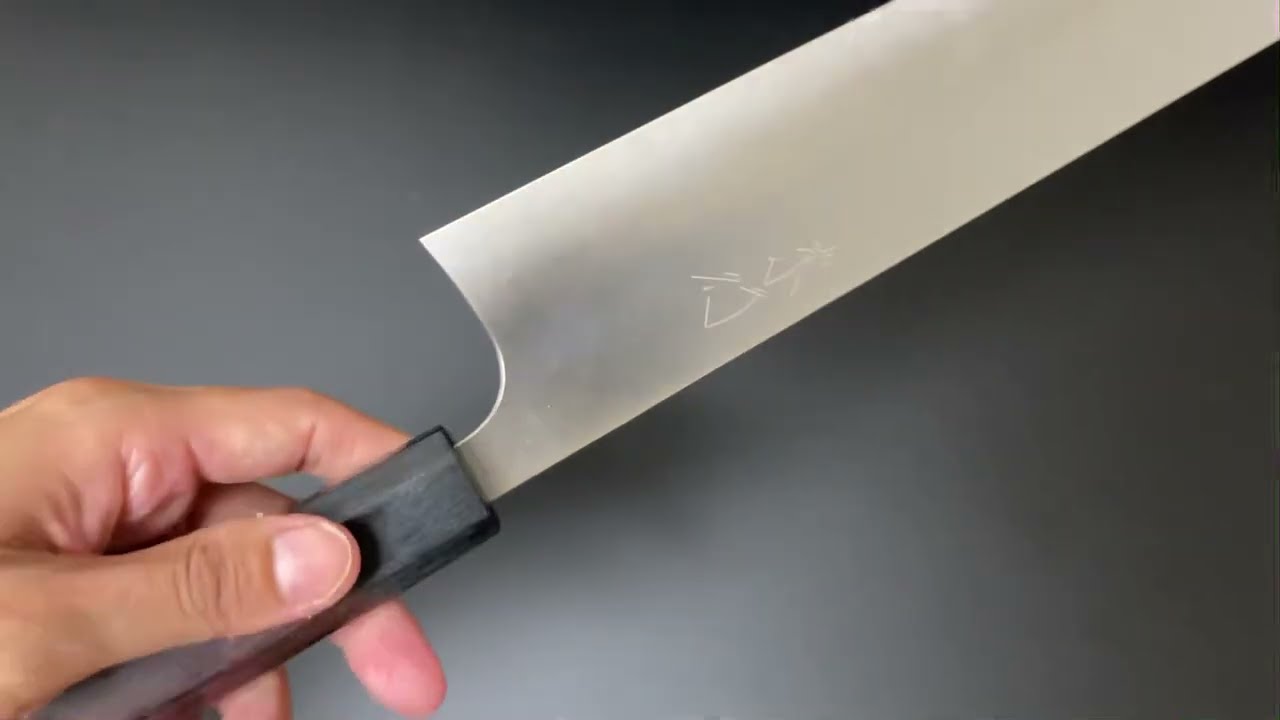 佑成 SG2 粉末ハイス鋼 牛刀 240mm 包丁 紫檀柄 鞘付 霞仕上げ 甲鉄 Koutetsu 牛刀包丁240mm SG2粉末ハイス鋼 紫檀八角柄 - YouTube