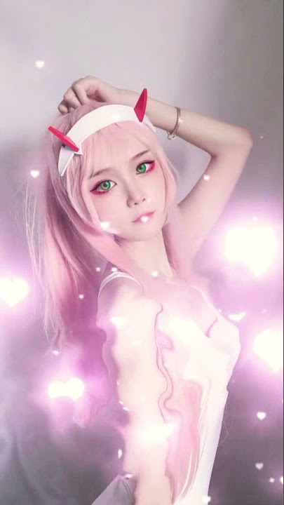 Zero Two Cosplay Here 💕