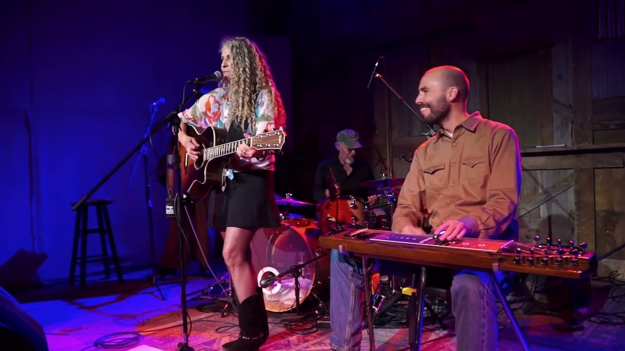 Half Broke Horses - These Boots Are Made For Walkin'