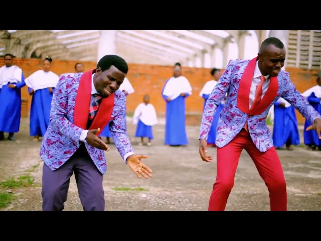 UWE NAMI BY ISACK PETER FT EMMANUEL MGOGO (OFFICIAL VIDEO HD) class=