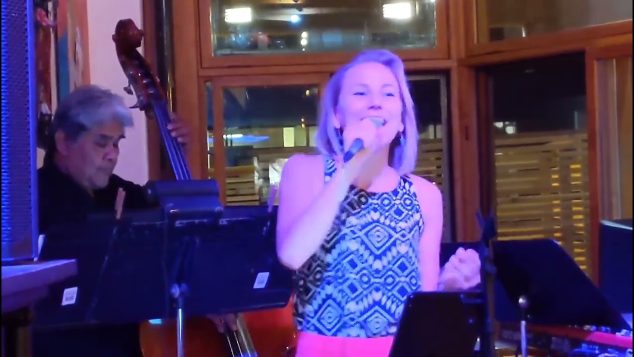 Margo Messenger - Jazz Reel 🎀