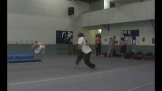 some kickaroos.wmv