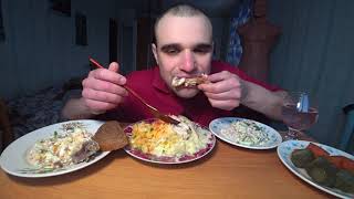 видео: МУКБАНГ АСМР НОВОГОДНИЙ СТОЛ ОЛИВЬЕ ПЮРЕ КУРОЧКА ЗАКУСКИ / ВСЕХ С СНОВЫМ ГОДОМ ! EATING ASMR Mukbang картинка: МУКБАНГ АСМР НОВОГОДНИЙ СТОЛ ОЛИВЬЕ ПЮРЕ КУРОЧКА ЗАКУСКИ / ВСЕХ С СНОВЫМ ГОДОМ ! EATING ASMR Mukbang