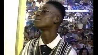 Video voorbeeld van "BOUNTY KILLER in the ghetto in his early days"