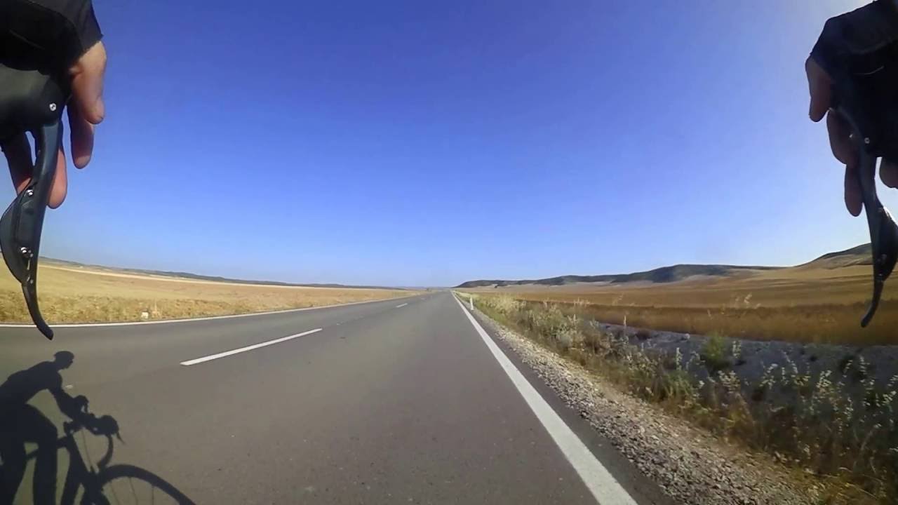 Alto de San Esteban por Villanueva de Gallego