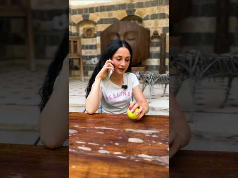 اختلاف طبقة صوت رفيقتي بس تحكي معي ووقت تحكي مع عريس الغفلة    