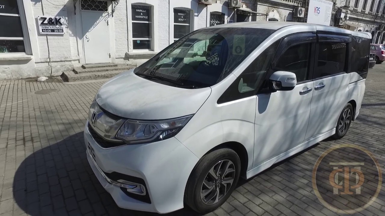 Honda stepwgn spada 2015