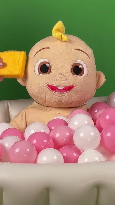 Bear hug!🐻🫂Sensory play with CoComelon #shorts #cocomelon