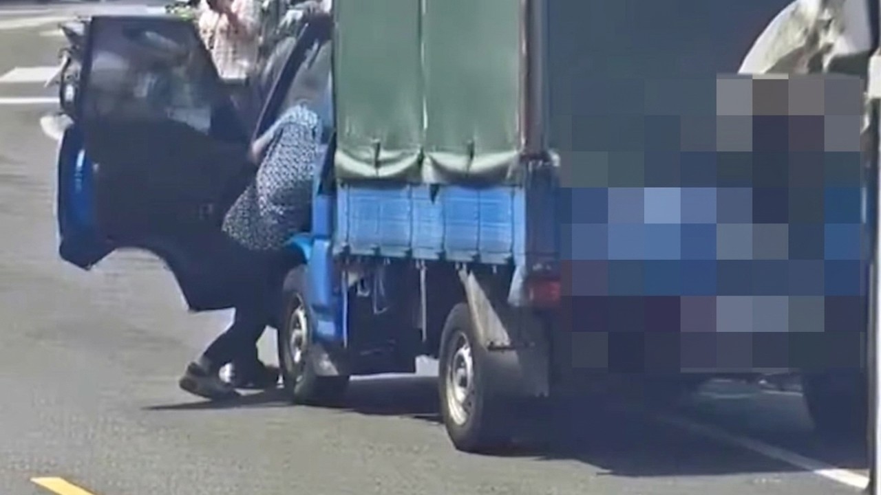 毒駕追撞,還倒退嚕