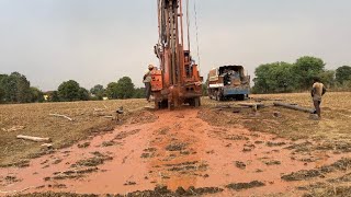Borewell drilling from village || 55 feet deep come in 10hp water || Farming land bor