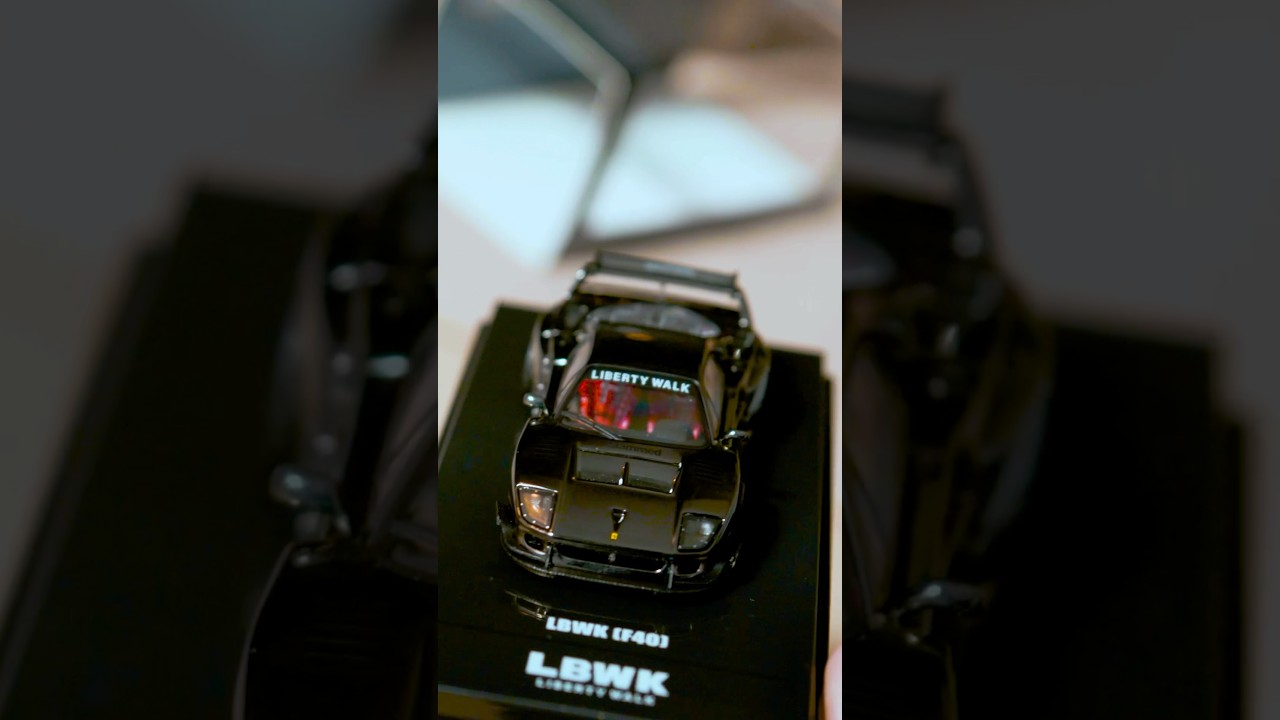 Unboxing the  LBWK Ferrari F40 in Black Chrome.