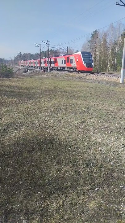 Скоростной Электропоезд Финист ЭС104-004. Станция Анатольская - YouTube