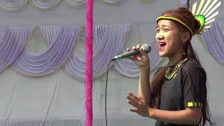 Jano Nyekha Presenting folk song on 38th Naga's Republic Day 2017 chords