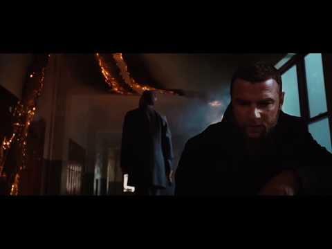 Виктор ловит Скотта Саммерса (Циклопа) / Люди Икс: Начало. Росомаха (2009)