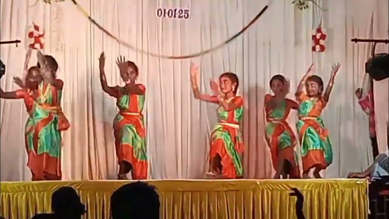soi soi song dance performance