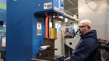 7 Ton Neff Hydraulic Press - Machine #5853 (Pre-Reconditioning)