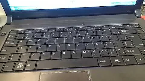 Como desligar o computador da marca Positivo?