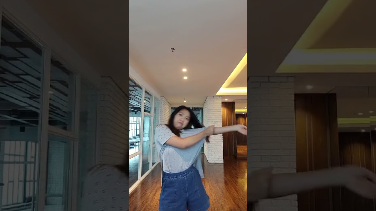 CARA BUKA BAJU 1 TANGAN DALAM 2 DETIK!