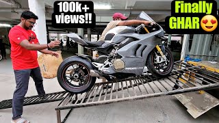 Aakhir apni New Superbike Nardo-Grey Panigale V4S Ghar aa hi gaya!🥹 | SUPER-RARE DUCATI!!😱