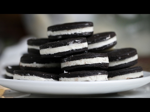 Video: How To Make Homemade Oreo Cookies