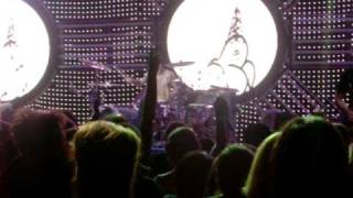 Blink 182- Anthem Part Two live in Milwaukee Summer 2009