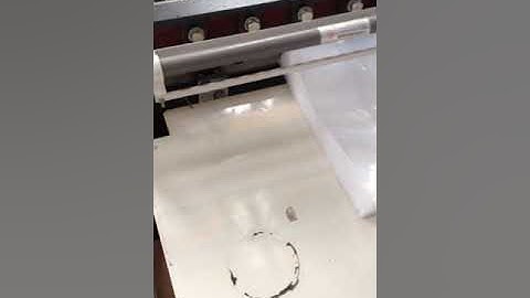 vận hành máy cắt túi nylon - năm 2019 )