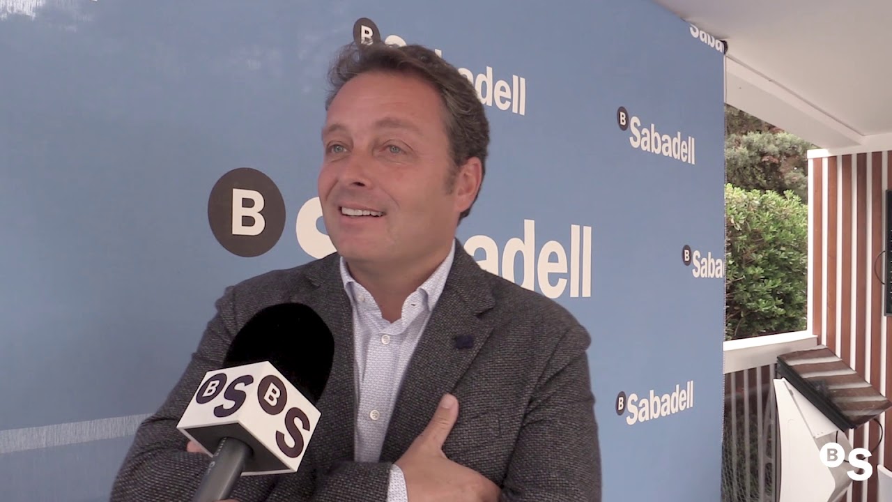 tenniswarehouse Emilio Alzamora visita l'Open Banc Sabadell