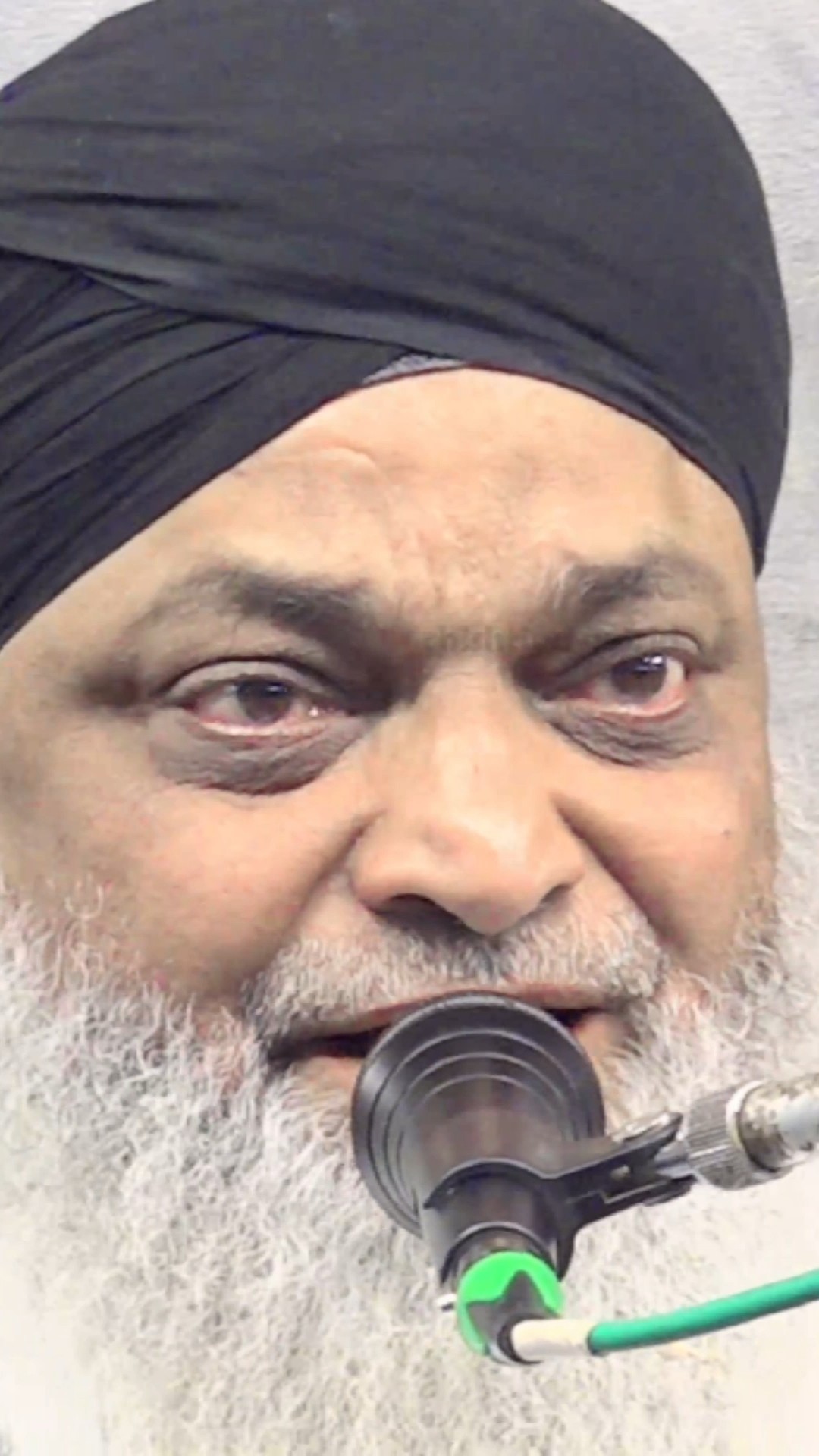 बताओ भूत के डर से मकान छोड़ दें हम? Maulana Hashim Kanpuri | Chishti World