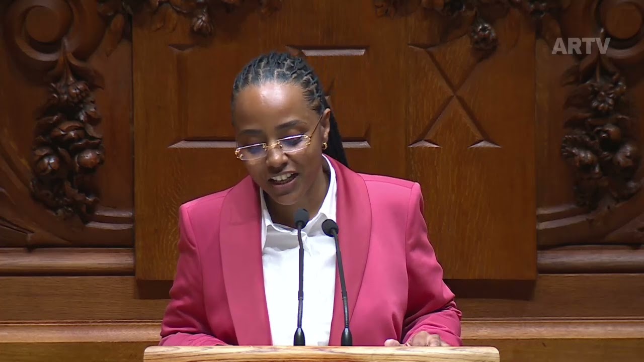Debate | As acusações de racismo na sociedade, no desporto e no sistema político | Eva Cruzeiro