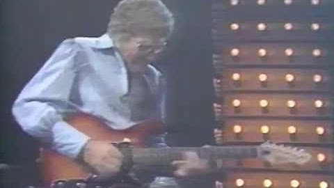 Carl Perkins w/ Ringo Starr - Honey Don't - 9/9/1985 - Capitol Theatre (Official)