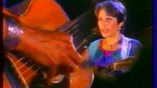 Joan Baez - Donna Donna (Paris 1983)