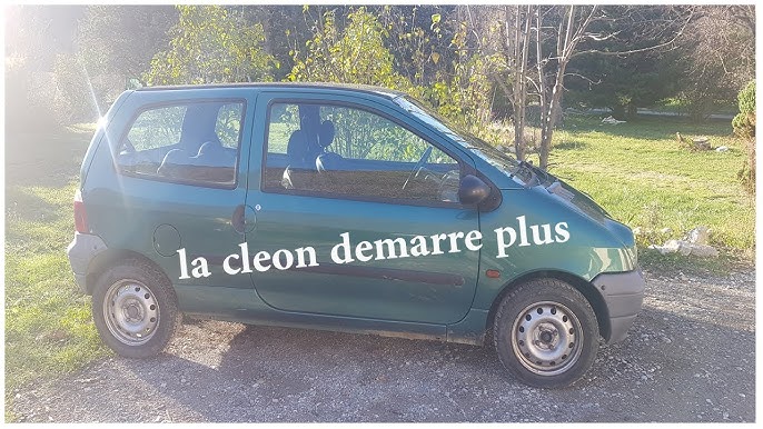 Ma Twingo 1 phase 1 de 1997 broute à l'accélération résolue - YouTube