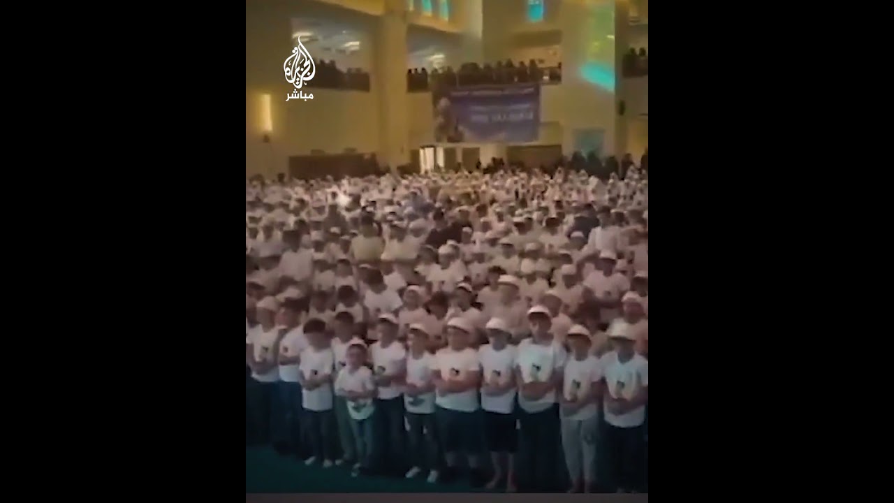 مئات الأطفال في ولاية باطمان التركية يؤدون الصلاة جماعة ضمن حملة تهدف لتعليمهم الفريضة