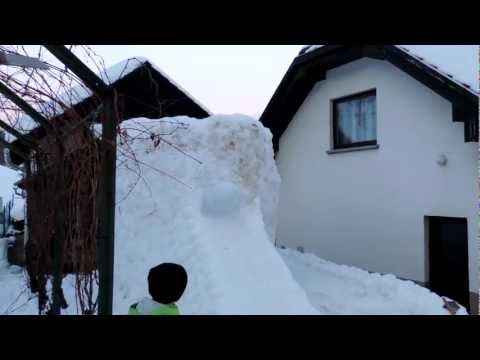 Video: Kako Izgraditi Tobogan Od Snijega