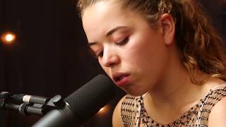 Nilufer Yanya- &quot;The Unordained&quot; (KUTX Pop-Up Session at ACL Fest)