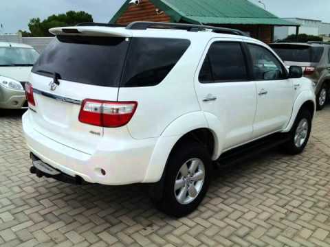 2011 TOYOTA FORTUNER 3.0 D4D 4x4 Manual Auto For Sale On Auto Trader ...