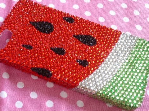 Video: How To Decorate Your Phone With Rhinestones