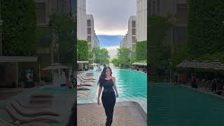 Shiny Doshi Black Dress Mein Chala Rahi Hai Jadu