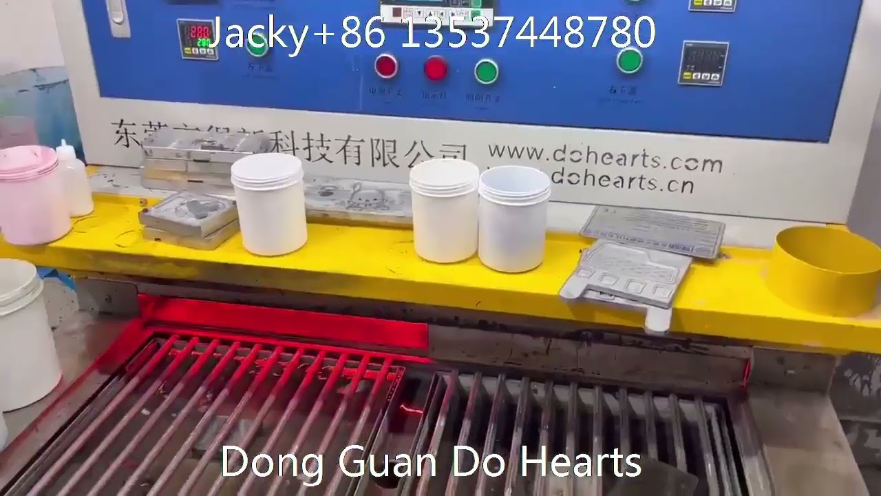 Soft plastisol PVC rubber heat transfer label logo patch making machine