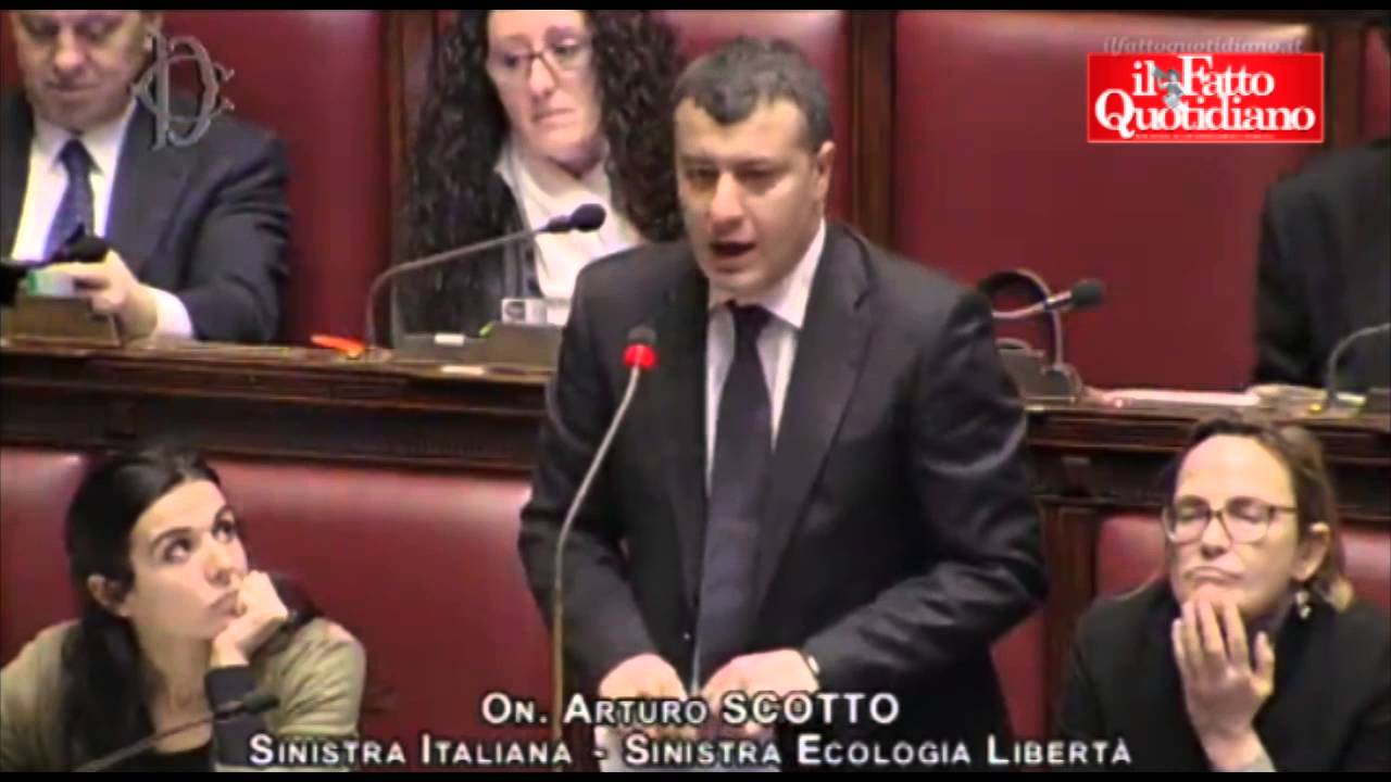 Terra dei Fuochi, bagarre in Aula della Camera