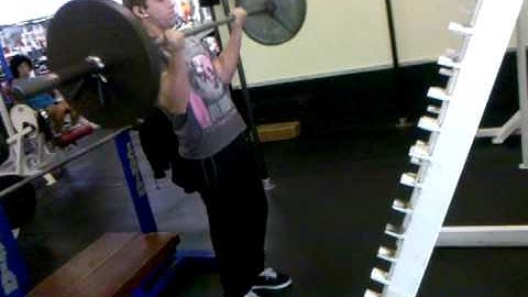 Matthew Arnold Curling 135lbs Barbell 8 reps (Good Form)