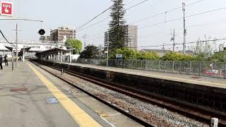223系+225系近ホシ車12両編成　新快速 姫路行き　宝殿駅1番のりば通過　2024年4月18日撮影