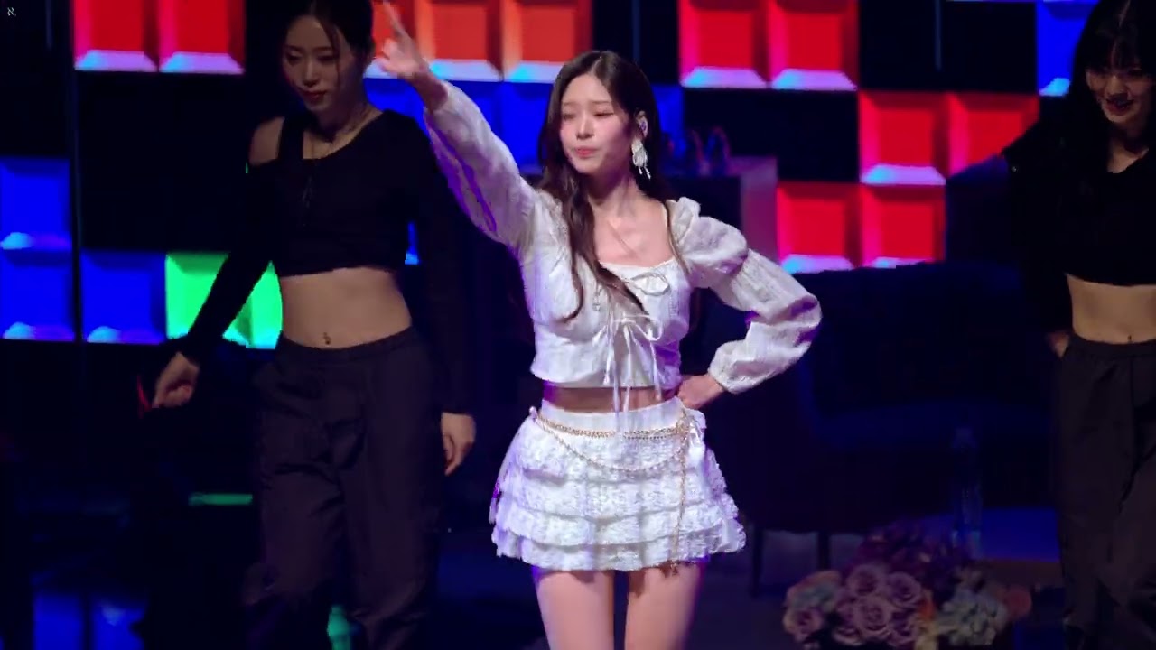 [8K] 241122 김민주 댄스 커버 메들리 2024 KIM MINJU FAN MEETING [Blooming Story]